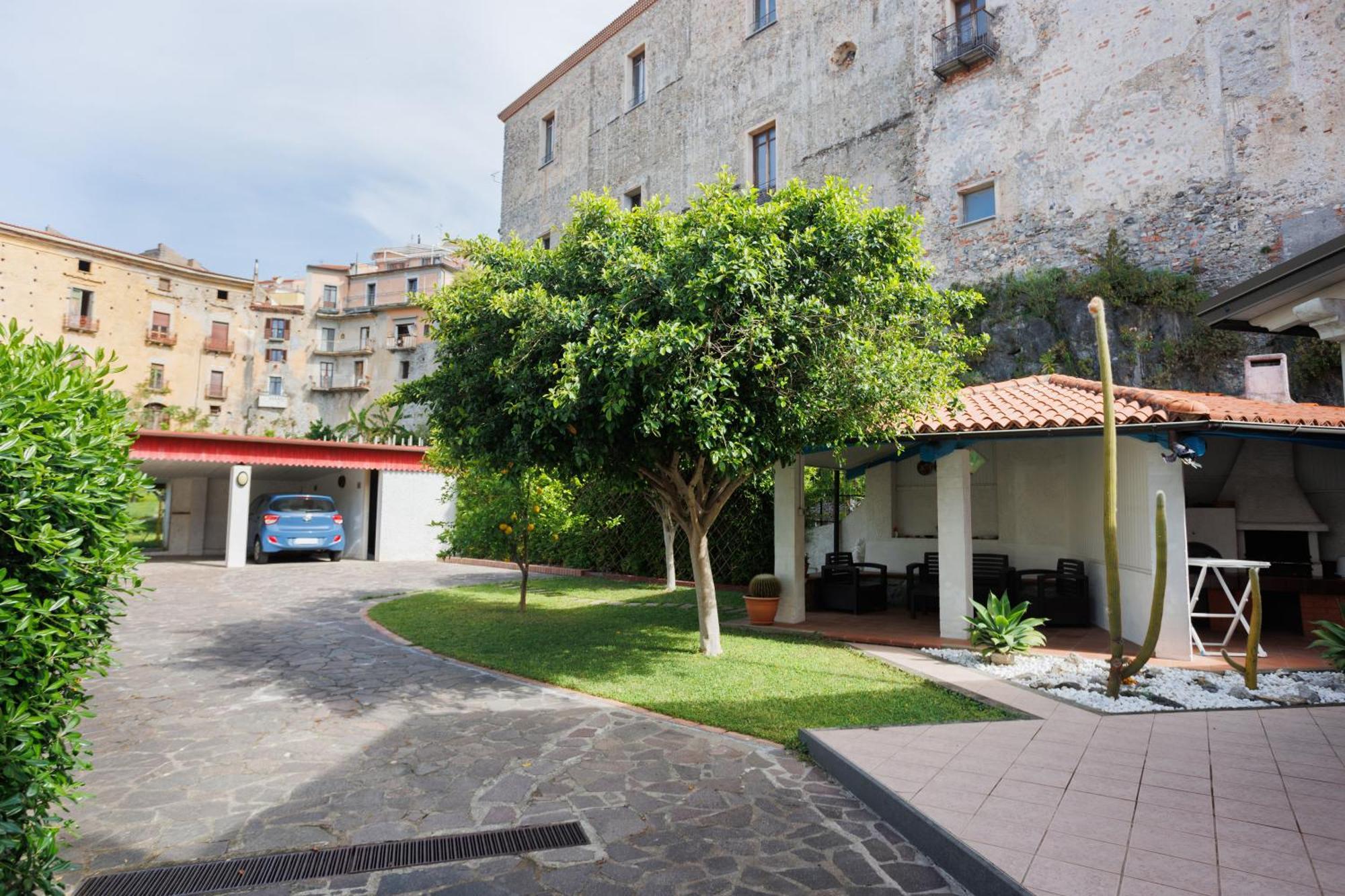 The Lemon Tree House Διαμέρισμα Scalea Εξωτερικό φωτογραφία