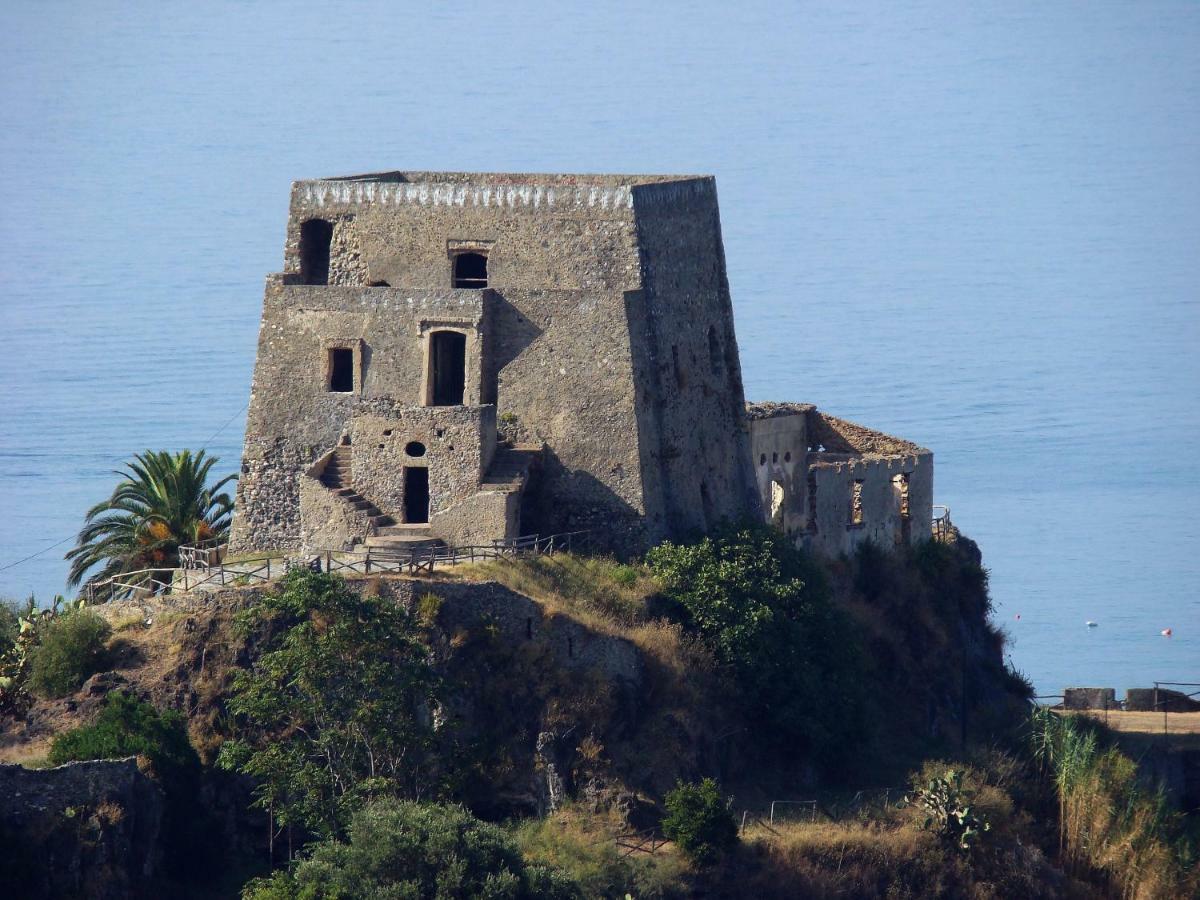 The Lemon Tree House Διαμέρισμα Scalea Εξωτερικό φωτογραφία